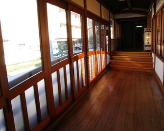 Ryokan Ohashi - Tottori - Hallway