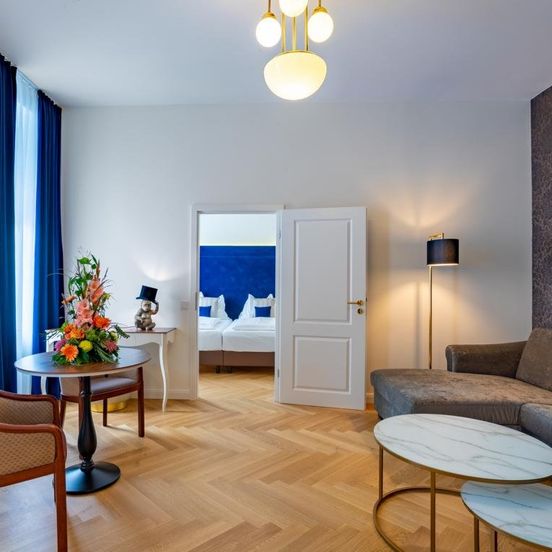 Living room view of Theaterhotel & Suites Wien