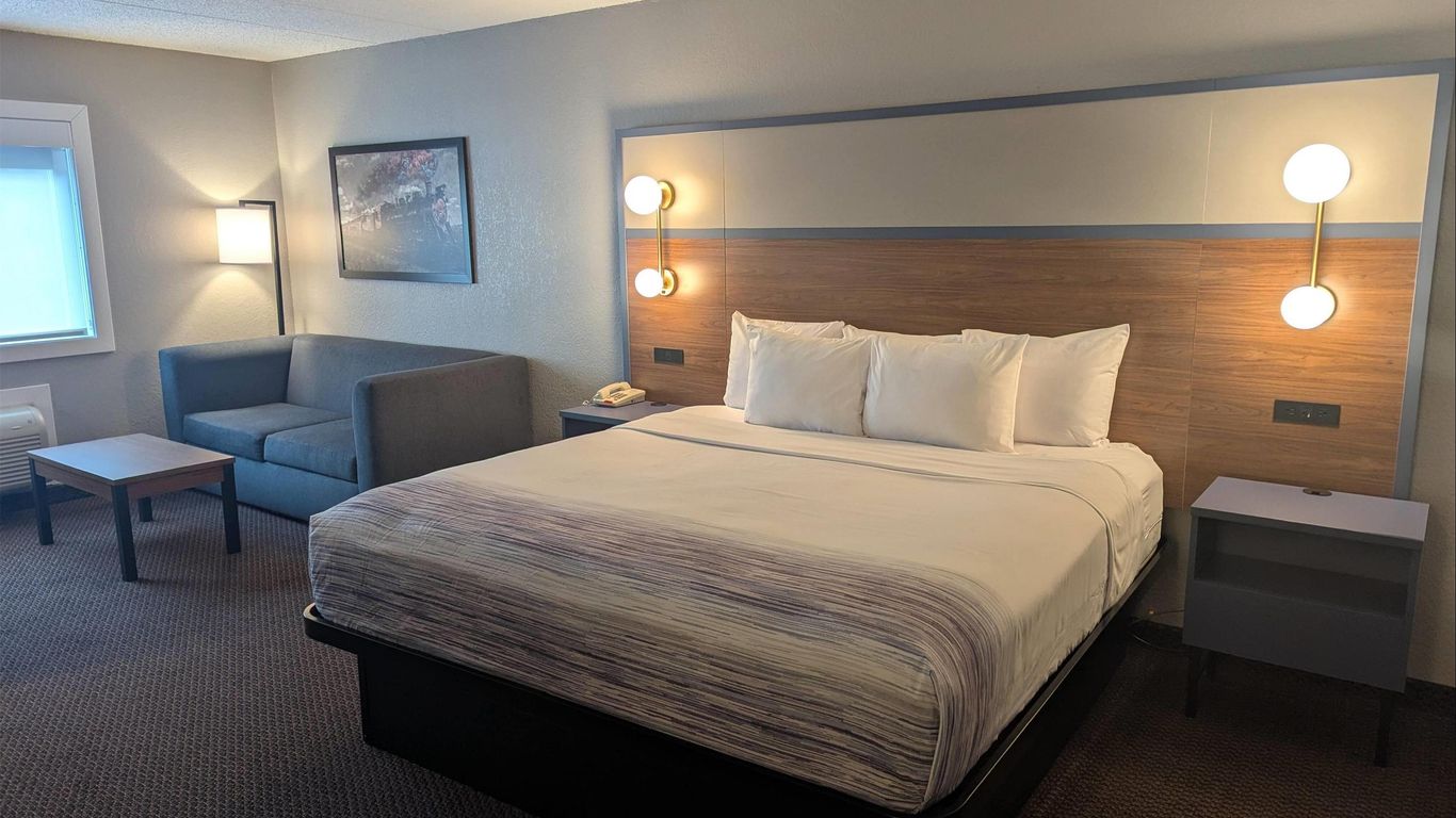 AmericInn by Wyndham St. Peter