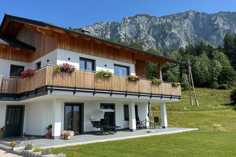 Wild und Wald Ferienwohnung - Steinbach am Attersee - Budova