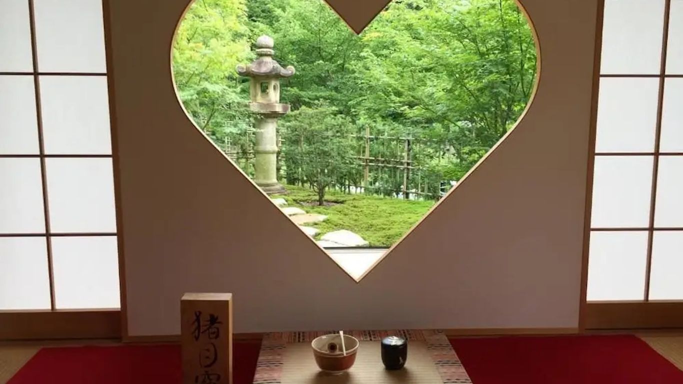 ゲストハウス シャレー シエル