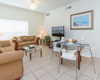 Villas at Seven Dwarfs Lane Resort - Kissimmee - Living room