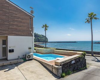 Daikyo Engtsuto Villa - 白濱町 - 游泳池