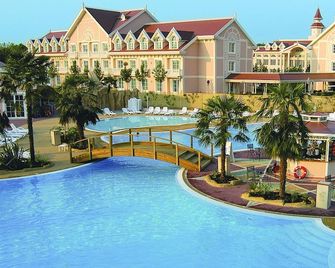 Gardaland Hotel - Castelnuovo del Garda - Pool