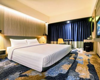 Aston Serang Hotel & Convention Center - Serang - Schlafzimmer