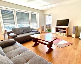 Fewo Bergliebe, Oberstaufen-Wiedemannsdorf - Oberreute - Sala de estar