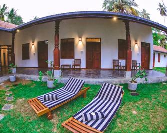Villa Hiriketiya - Dikwella - Patio