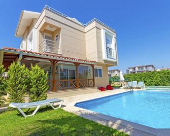 Paradise Town Villa Marina - Belek - Pool