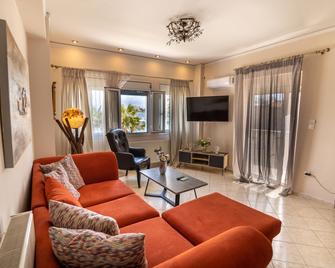 Votsalakia Hotel & Luxury Apartments - Salamína - Sala de estar