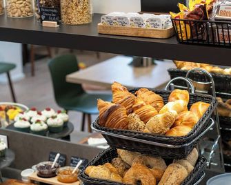 Aparthotel Na Klenici - Mladá Boleslav - Buffet