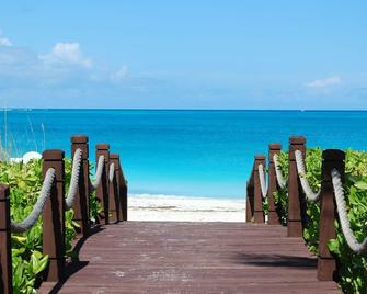 Grandview on Grace Bay - Providenciales - Playa