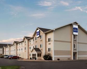 Travelodge by Wyndham North Platte - North Platte - Rakennus