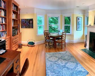 Spacious and Charming Marina District Home Steps from the Bay - 三藩市 - 餐廳