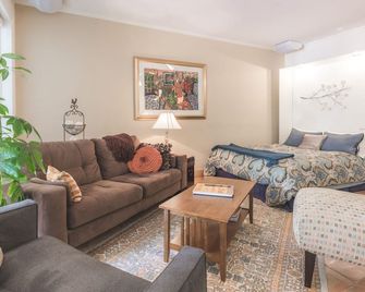 Waterfront Marina- One of Kind Garden Unit, Spacious, Top-rated! - San Francisco - Vardagsrum