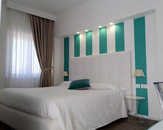 Una Dimora Di Charme - Reggio di Calabria - Slaapkamer