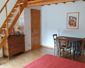 House in a beautiful listed village - Saint-André-de-Buèges - Comedor