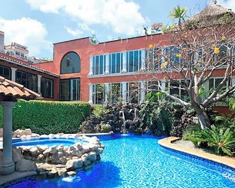 โฮสเตอเรีย ลาส กินตัส โรงแรม - เควนาวากา - สระว่ายน้ำ