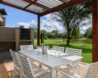 Monomotapa Village @ Legend Golf and Safari Resort - Golders Green - Patio