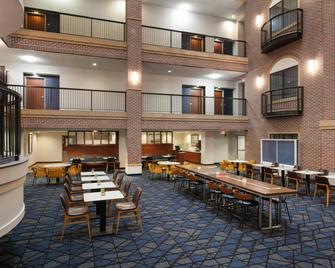Courtyard by Marriott Wichita at Old Town - Wichita - Nhà hàng