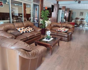 Jr Hotel - Camiri