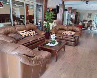 Jr Hotel - Camiri - Lounge