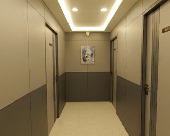 Hotel Paradise Bhavnagar - Bhavnagar - Gang