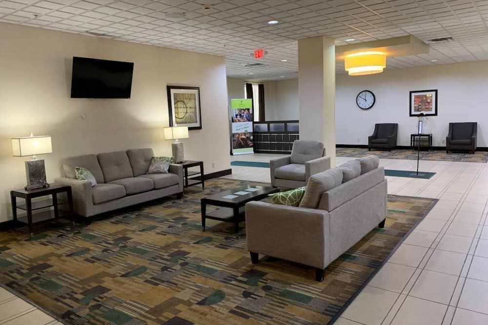 Quality Inn & Suites Downtown Mansfield - Mansfield - Lounge