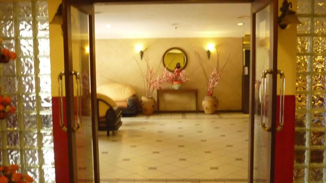 OYO 1029 Lipis Centrepoint Hotel