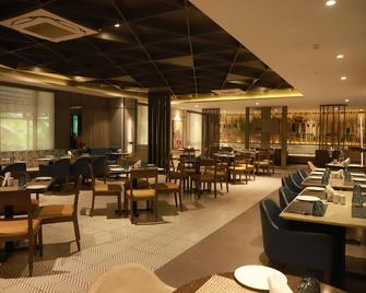 Grand Sarovar Portico, Latur - Latur - Restaurant