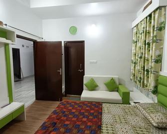 3 Bedroom Condo@Tiger Homestay - Udaipur - Chambre