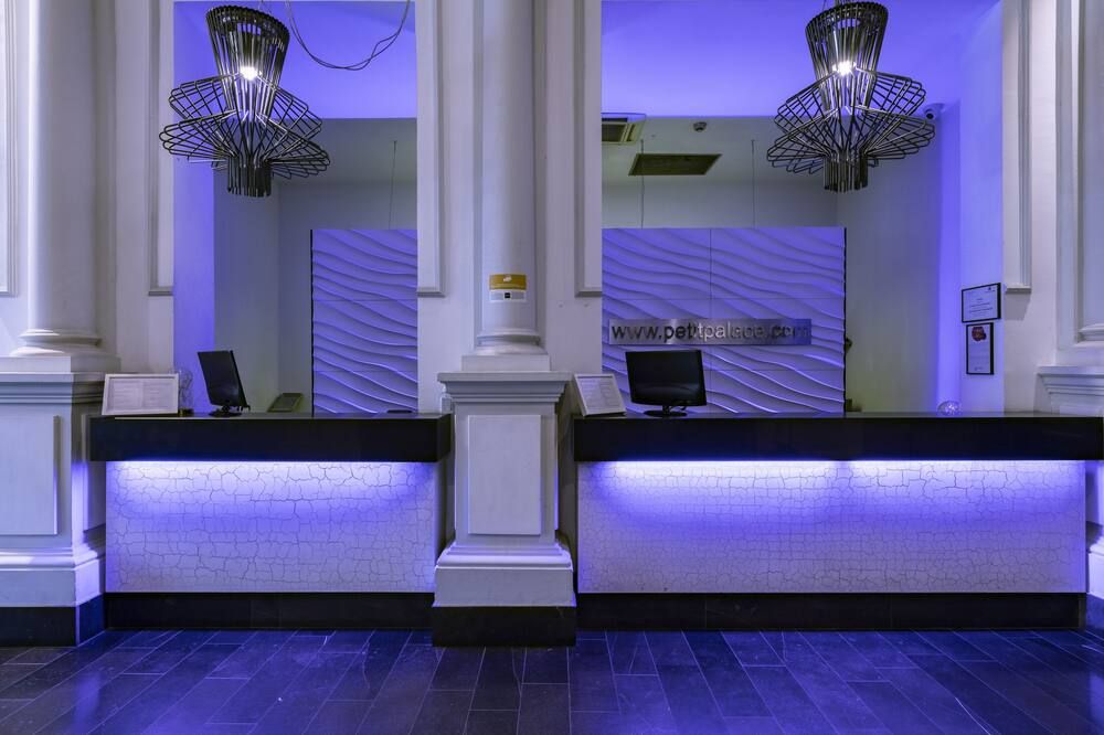 باتي بالاس سافوي ألفونسو 12