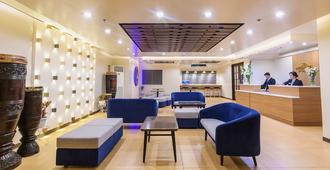 Microtel by Wyndham Davao - Davao - Area lounge