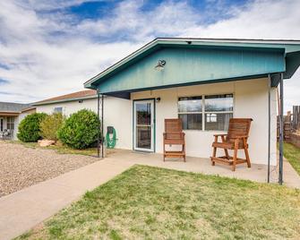 New Mexico Smart Home with Private Yard and Grill - Tucumcari - Будівля