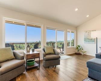Henry's Hideout - Four King Bedroom Home Overlooking World Class Vineyards - Dundee - Sala de estar