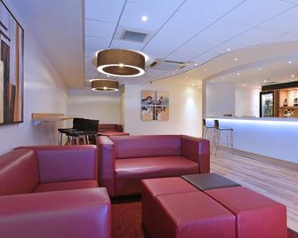 Travelodge Worcester - וורצ'סטר - טרקלין