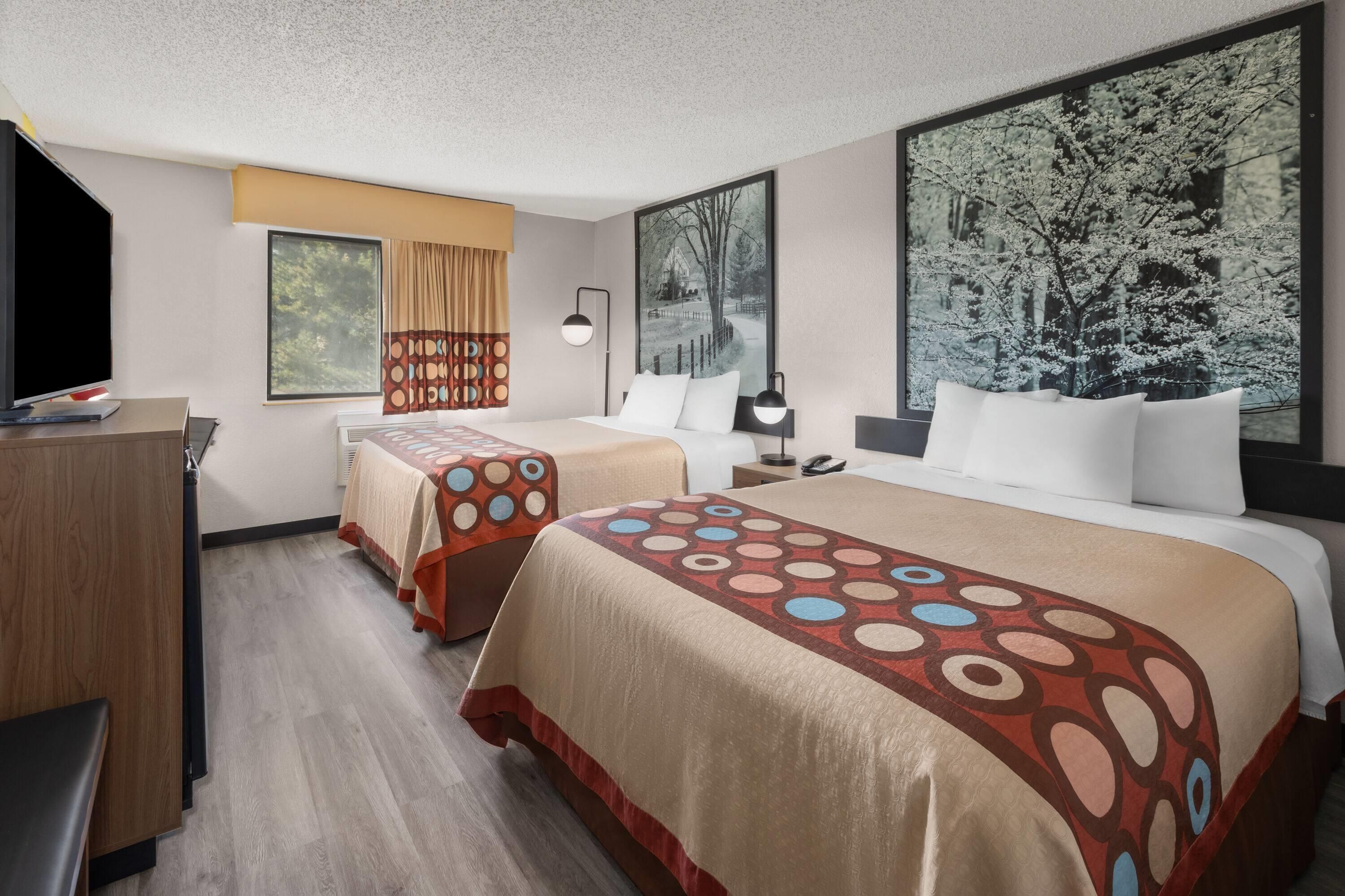 Super 8 by Wyndham Kent/Akron Area - Kent - Camera da letto