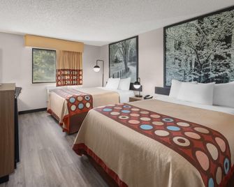 Super 8 by Wyndham Kent/Akron Area - Kent - Schlafzimmer