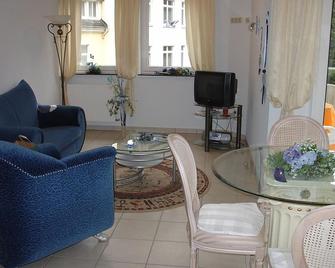 Apartment / apartment \'Romantika\' up to 2 pers. - Apartments Schommers - Bad Bertrich - Huiskamer