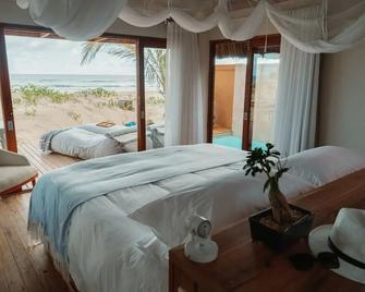 Eclectic Beach Retreat - Praia do Tofo