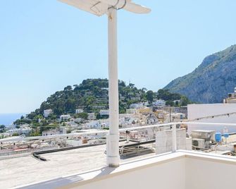 Sopramonte Exclusive Rooms - Capri - Balcony