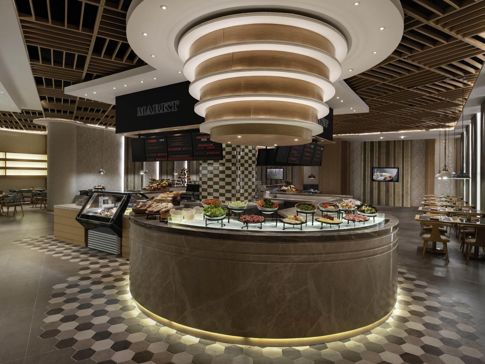 Swissôtel Clark Philippines - Angeles City - Restaurant
