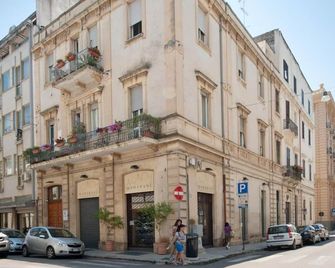 Fourseasons - לצ'ה - בניין