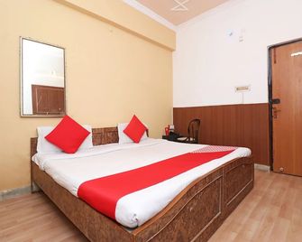 Oyo 28631 Hotel Parbati International - Āsansol