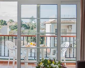 Ona Ogisaka Garden - Denia - Balcón