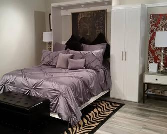 Cottage Studio Suite - New Hope - Bedroom