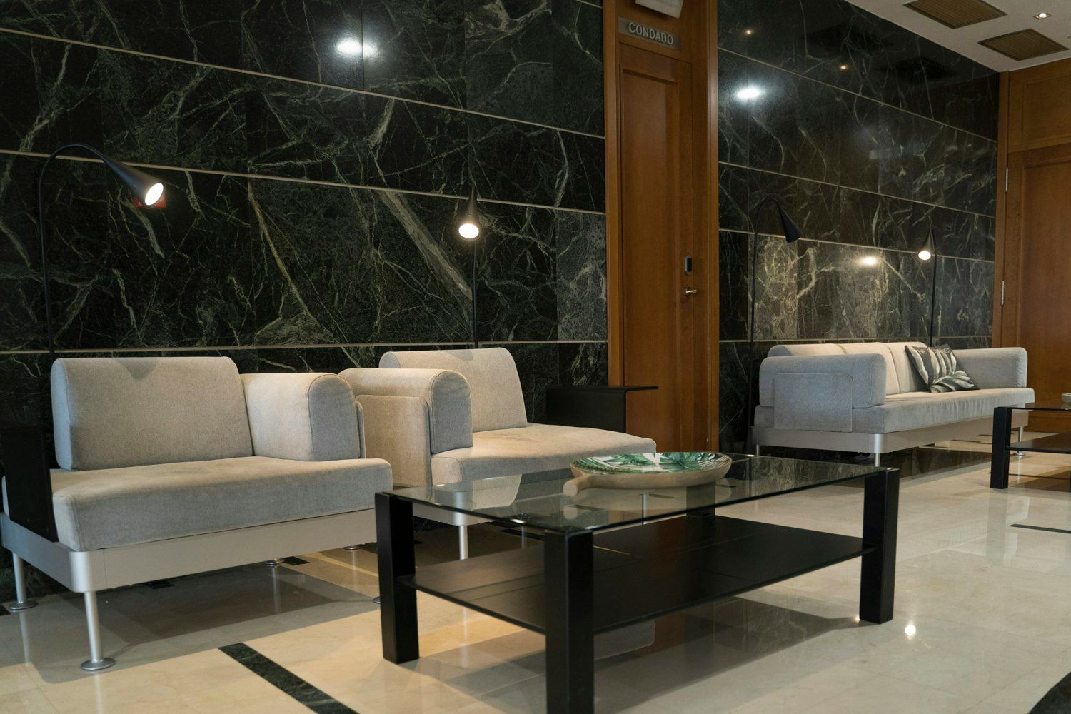 Hotel Sercotel Tres Luces thumbnail 3