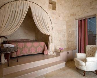 Trullo il cantastorie - Alberobello - Bedroom