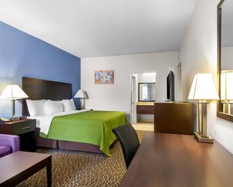 Econo Lodge - Bryan - Schlafzimmer