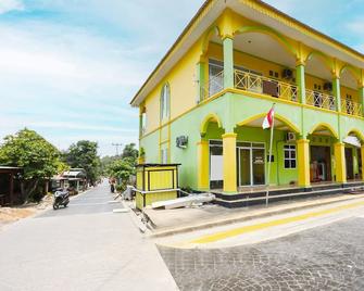 OYO 91839 Penginapan Sulthan Penyengat Syariah - Tanjung Pinang - Bygning