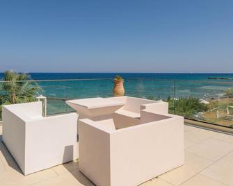 Belussi Beach Hotel & Suites - Zakynthos